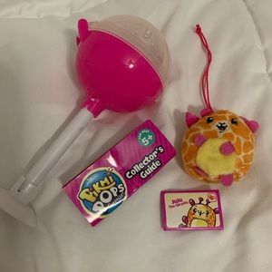 💗PIKMI POPS💗 JUJU THE GIRAFFE